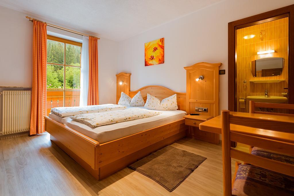 ラチーネス Garni Bergland Bed & Breakfast エクステリア 写真