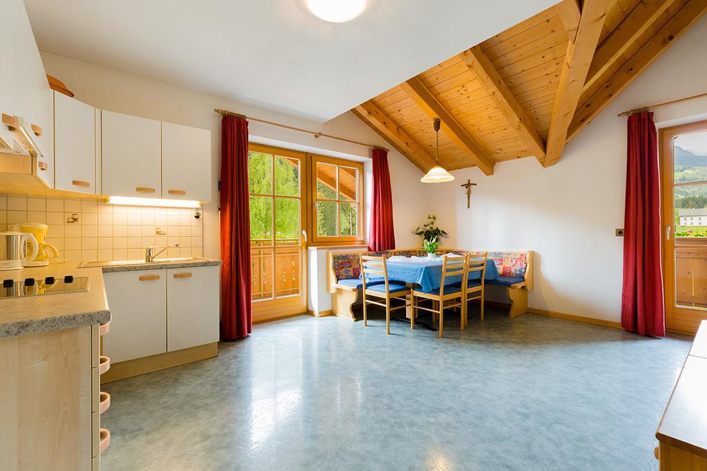ラチーネス Garni Bergland Bed & Breakfast エクステリア 写真