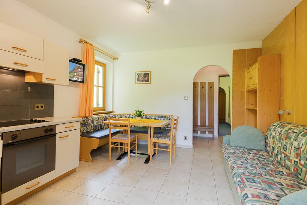 ラチーネス Garni Bergland Bed & Breakfast エクステリア 写真