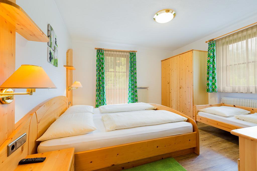 ラチーネス Garni Bergland Bed & Breakfast エクステリア 写真